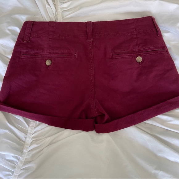 American Eagle Maroon Stretch Shorts - Picture 4 of 7